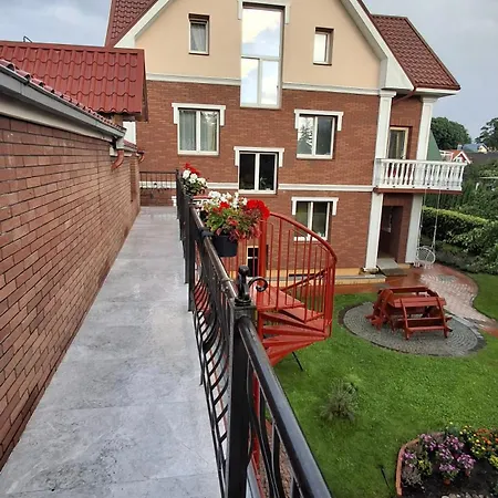 Tarp Tuju Гостевой дом 3*